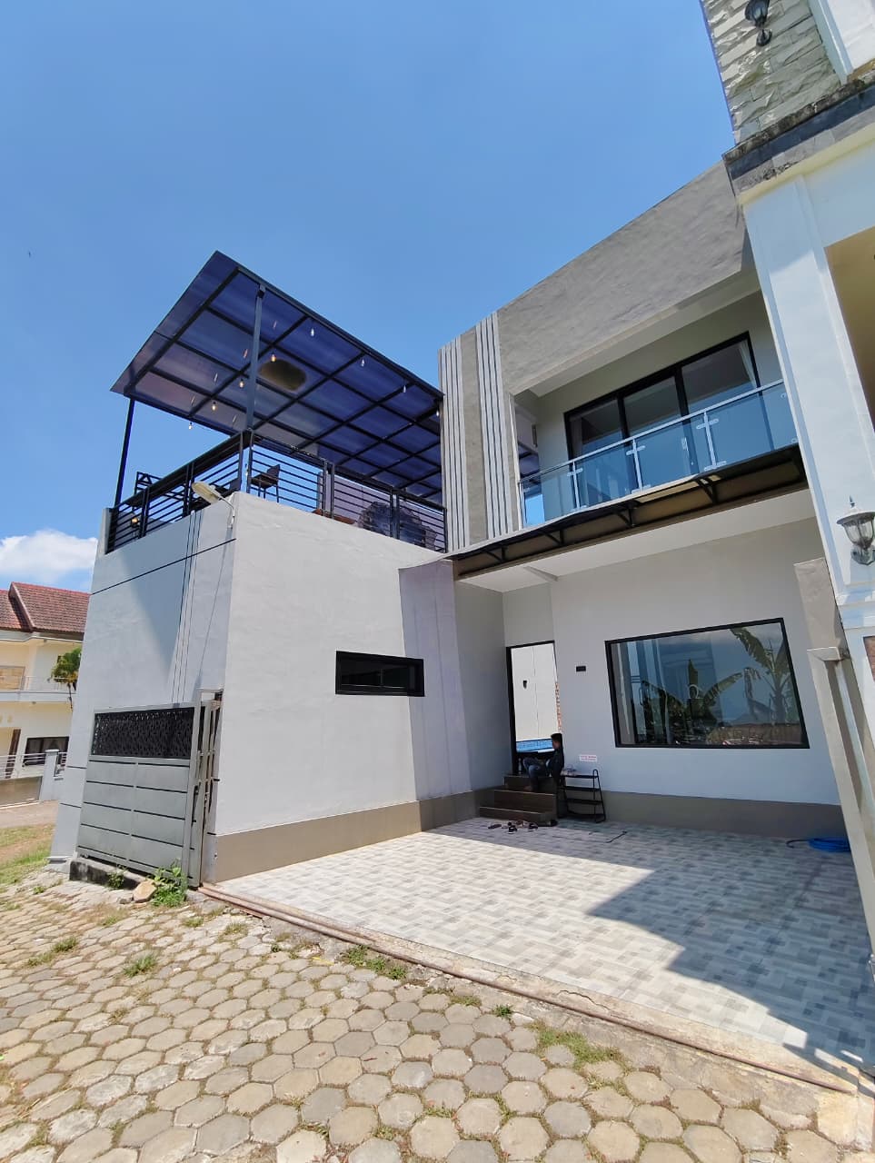Villa N